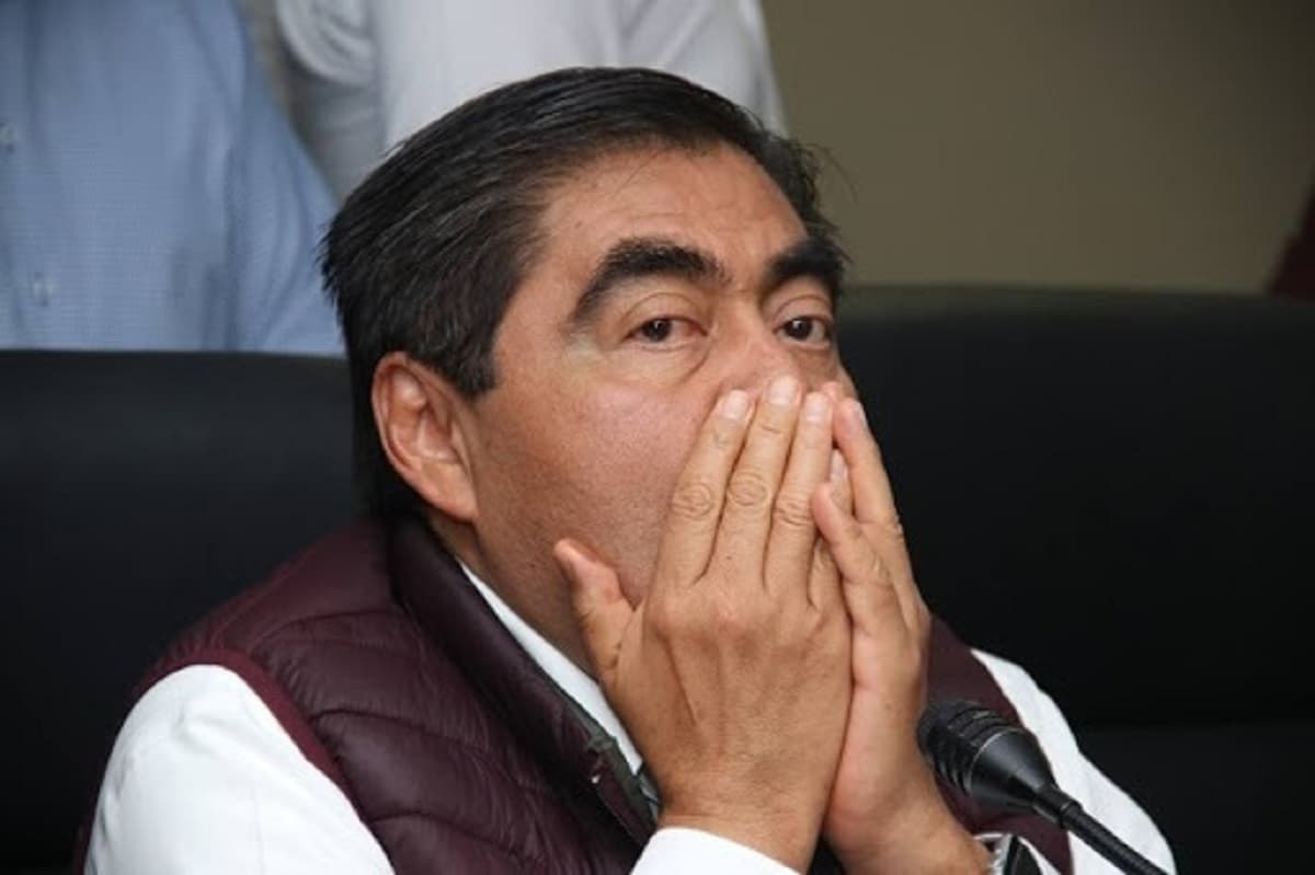 Eligen a Barbosa como el peor gobernador de México