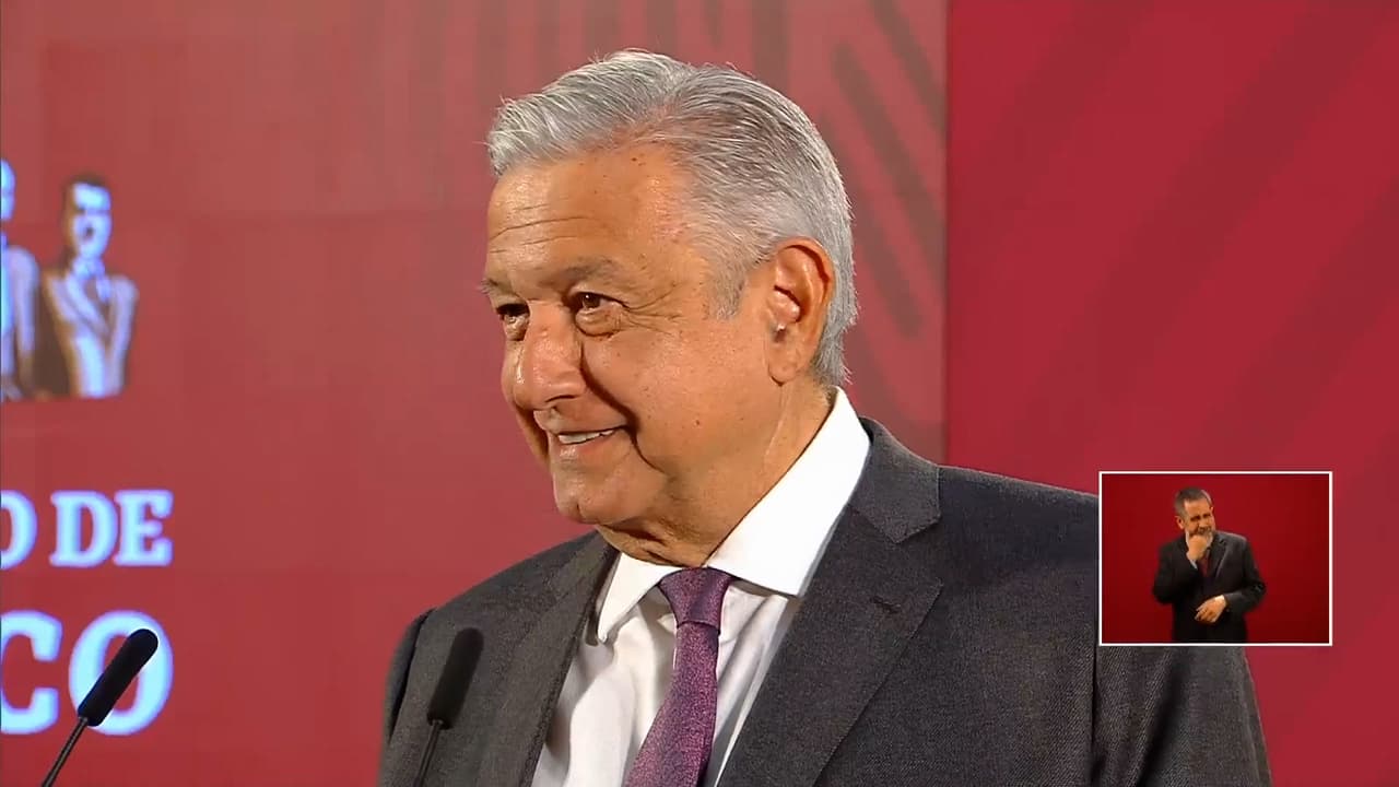 Chicharito, Thalía y Derbez forman parte de complot según AMLO