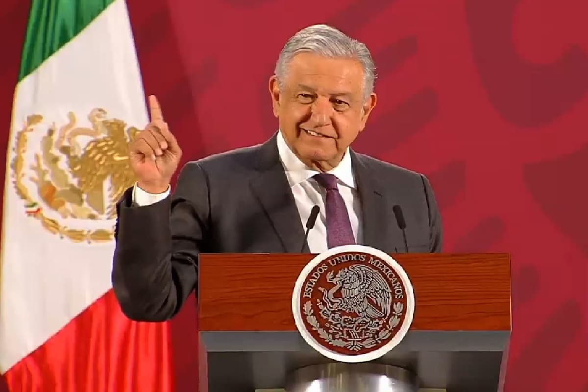 AMLO convoca a personal médico de más de 60 años regresen a trabajar