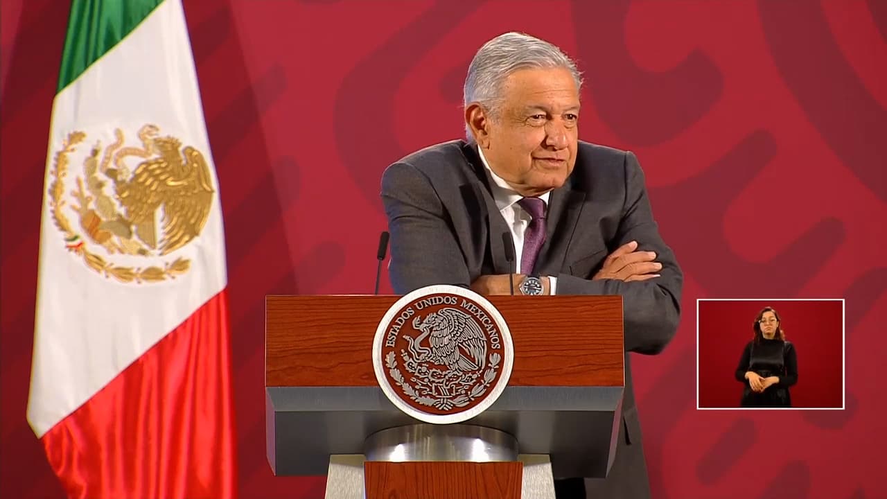 AMLO crítica a la prensa y asegura que no hay periodismo profesional