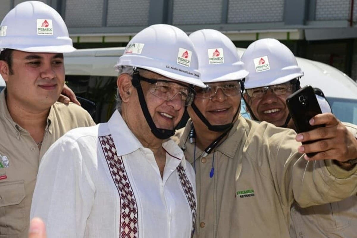 Presionan a empleados de PEMEX a ‘donar’ parte de su sueldo