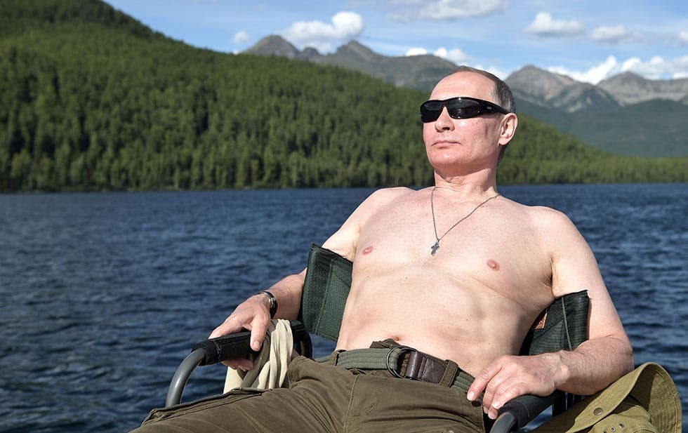 <div>Filtran ‘pack’ de Vladimir Putin en sus vacaciones</div>