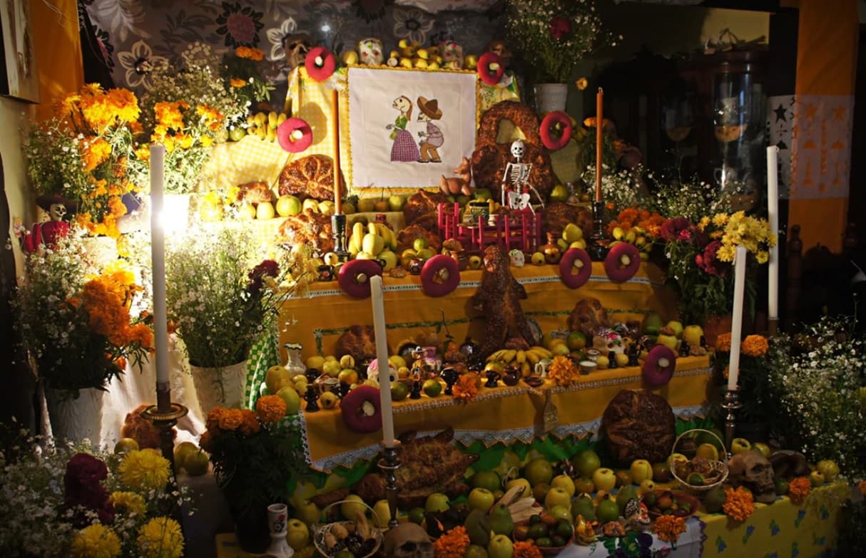 Día de muertos: ¿Qué significa la ofrenda y qué elementos debe tener?