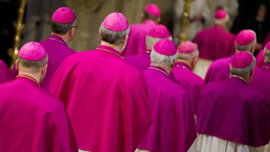 Ahora Alemania: revelan 3 mil casos de abusos sexuales por sacerdotes