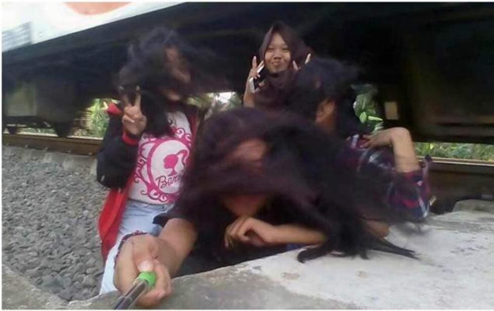 <div>La ‘selfie’ que casi le costó la vida</div>