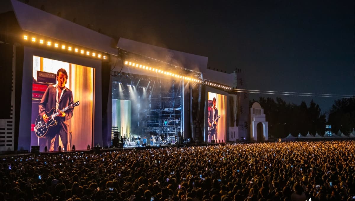 Corona Capital 2022: el día 2 bajo la lluvia fue de Paramore y Arctic Monkeys