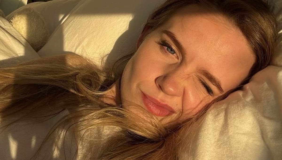 Quién es la actriz que interpreta a Taylor en Cada año que pasé contigo